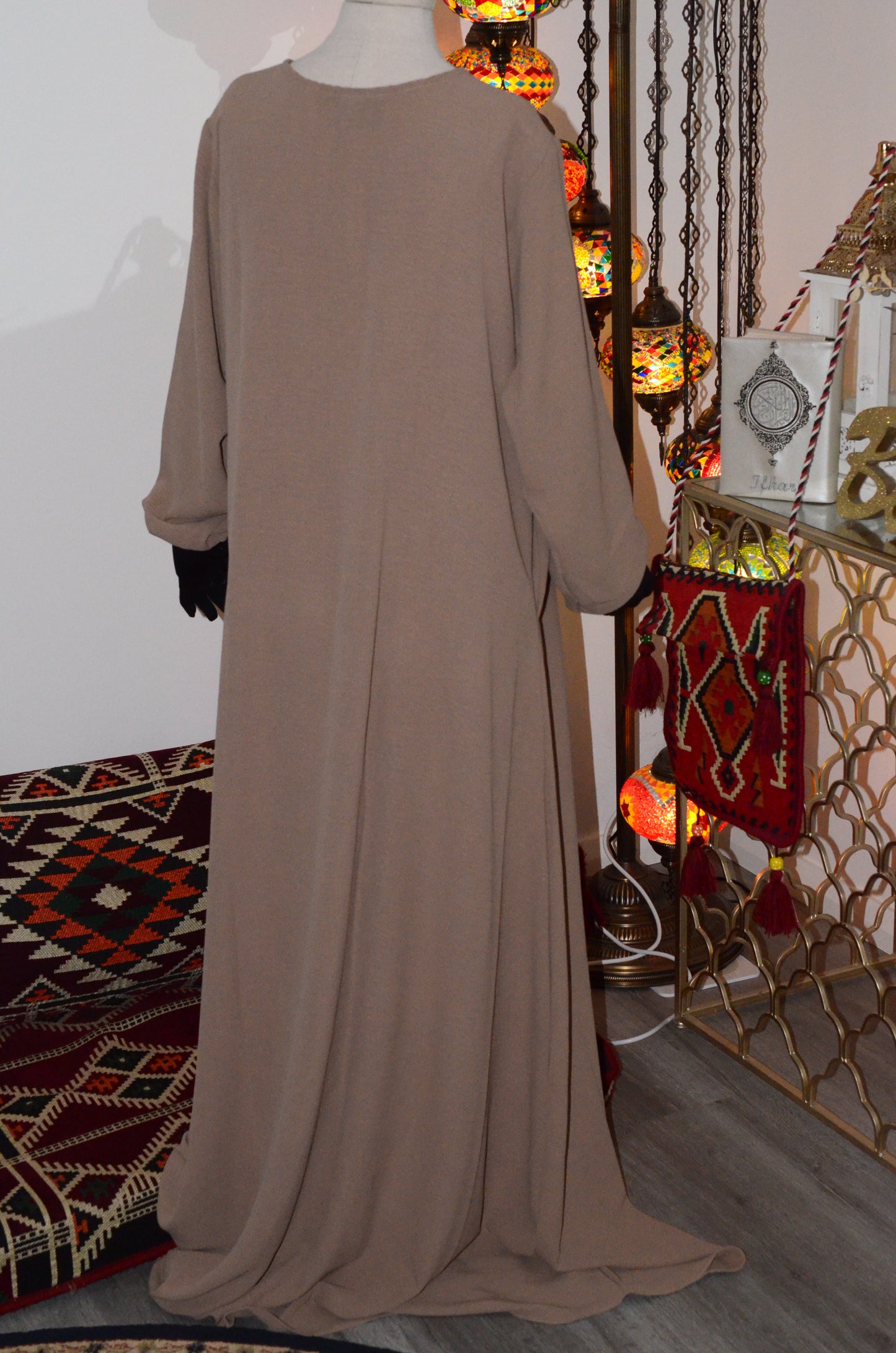 Straight Cut Abaya